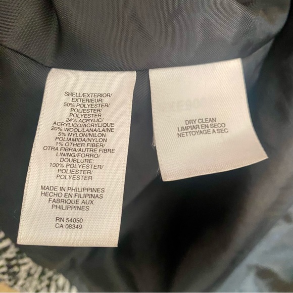 Anne Klein Elegant Black & White Tweed 3/4 sleeve Cropped Swing Lined Jacket, 10 - Picture 11 of 16